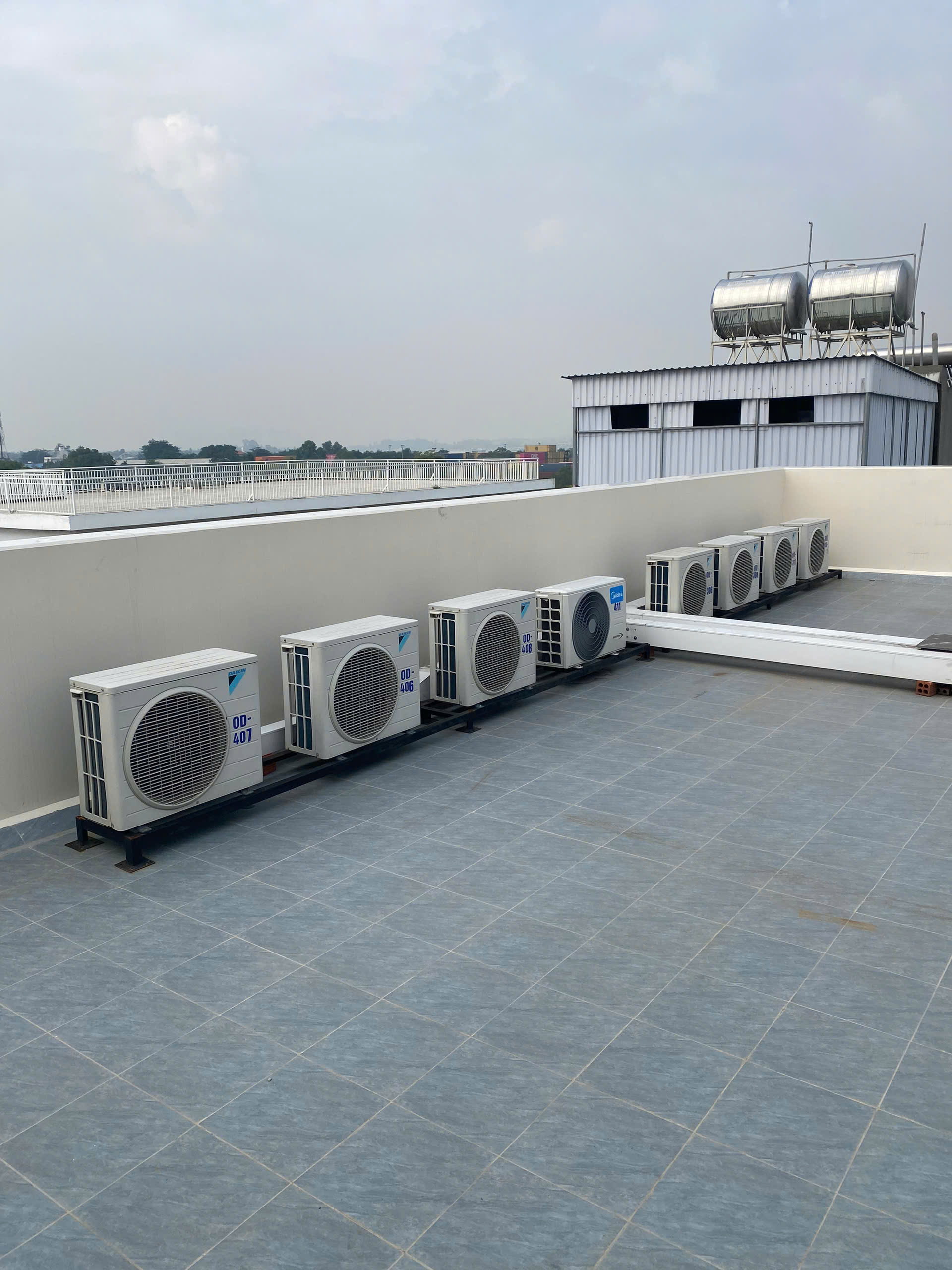 z6943855084989 b2412de12e8795dea7138a360f2aeccc