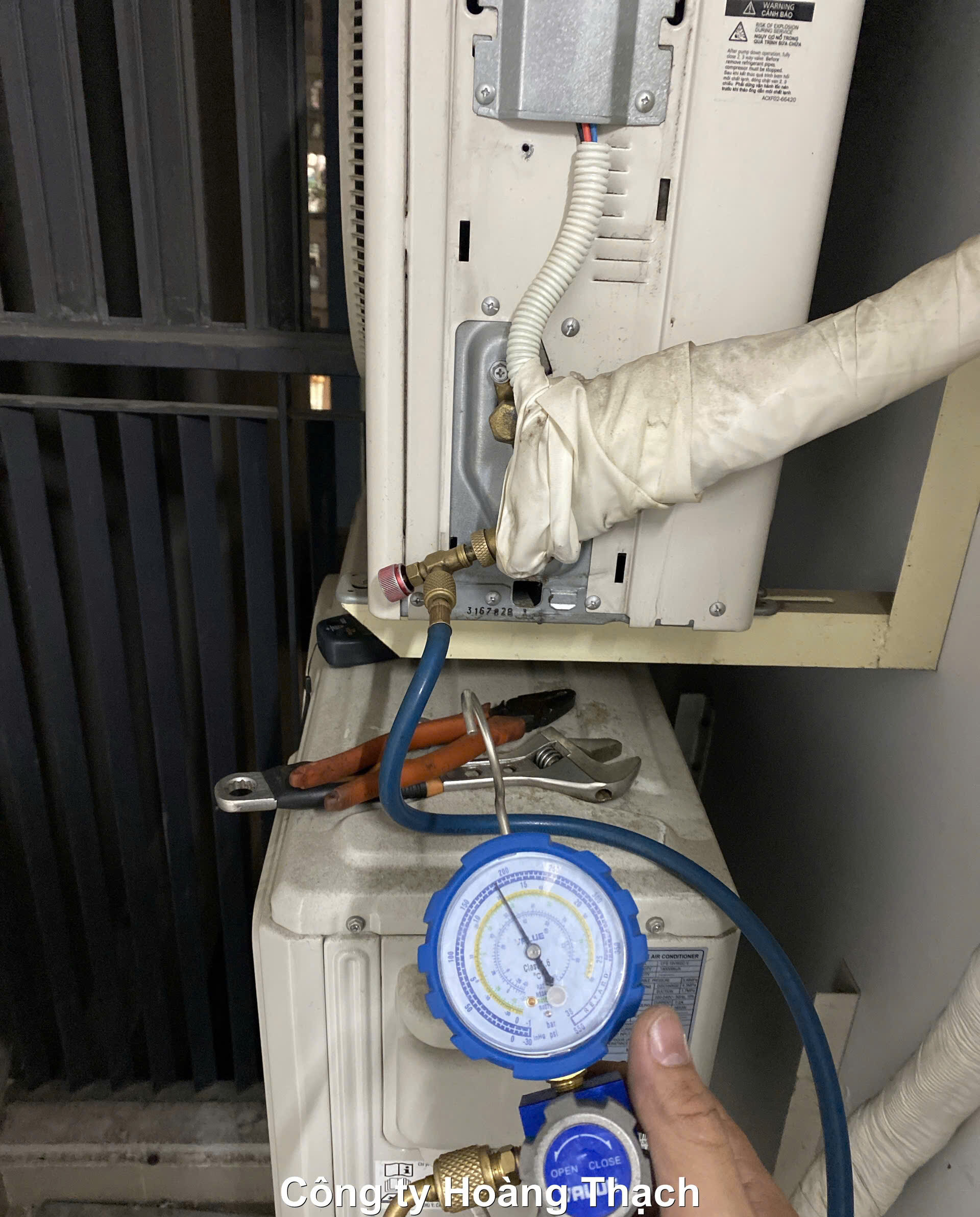 sửa máy lạnh nhanh Bình Hòa Thuận An